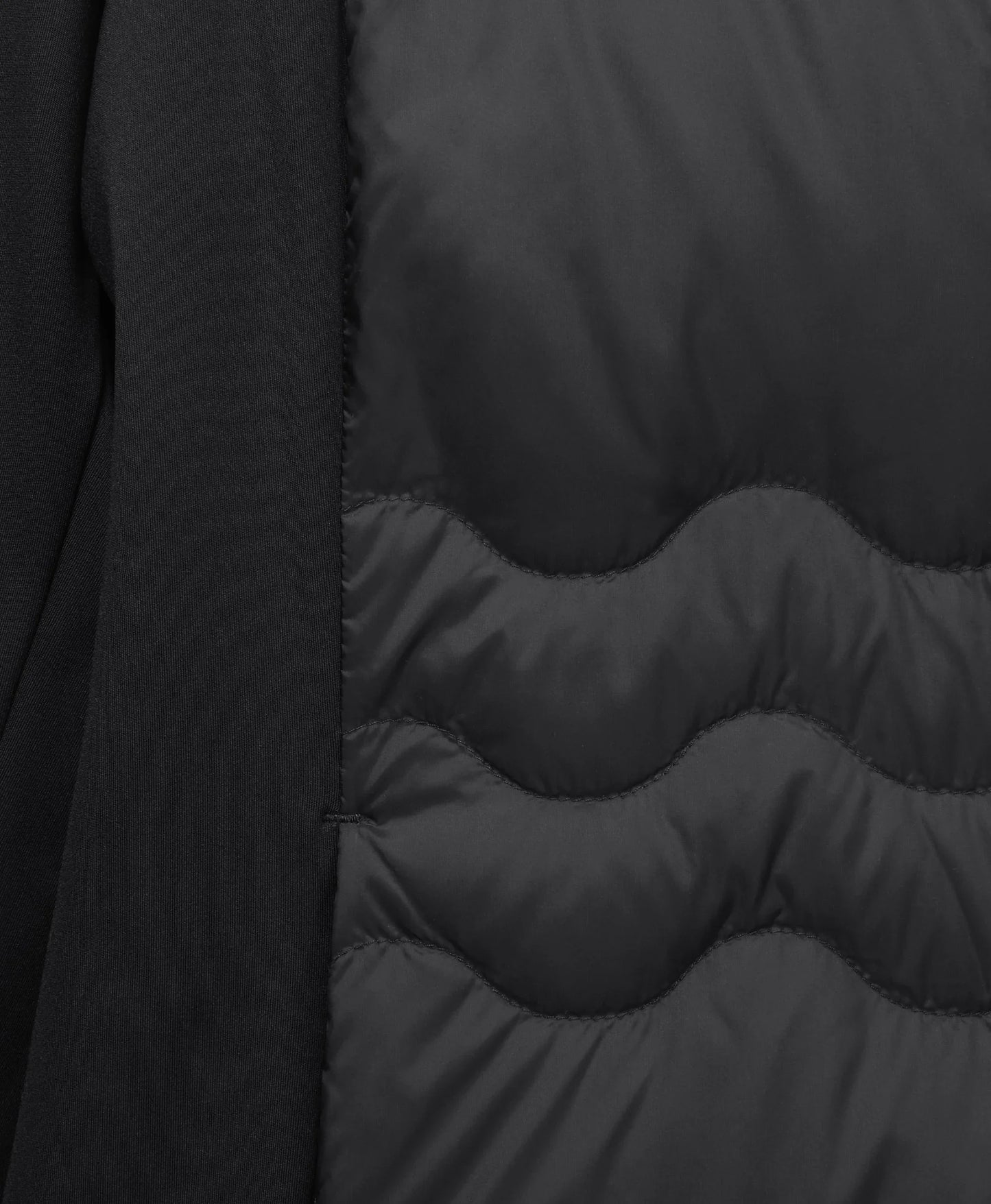 Variegated quilting channels