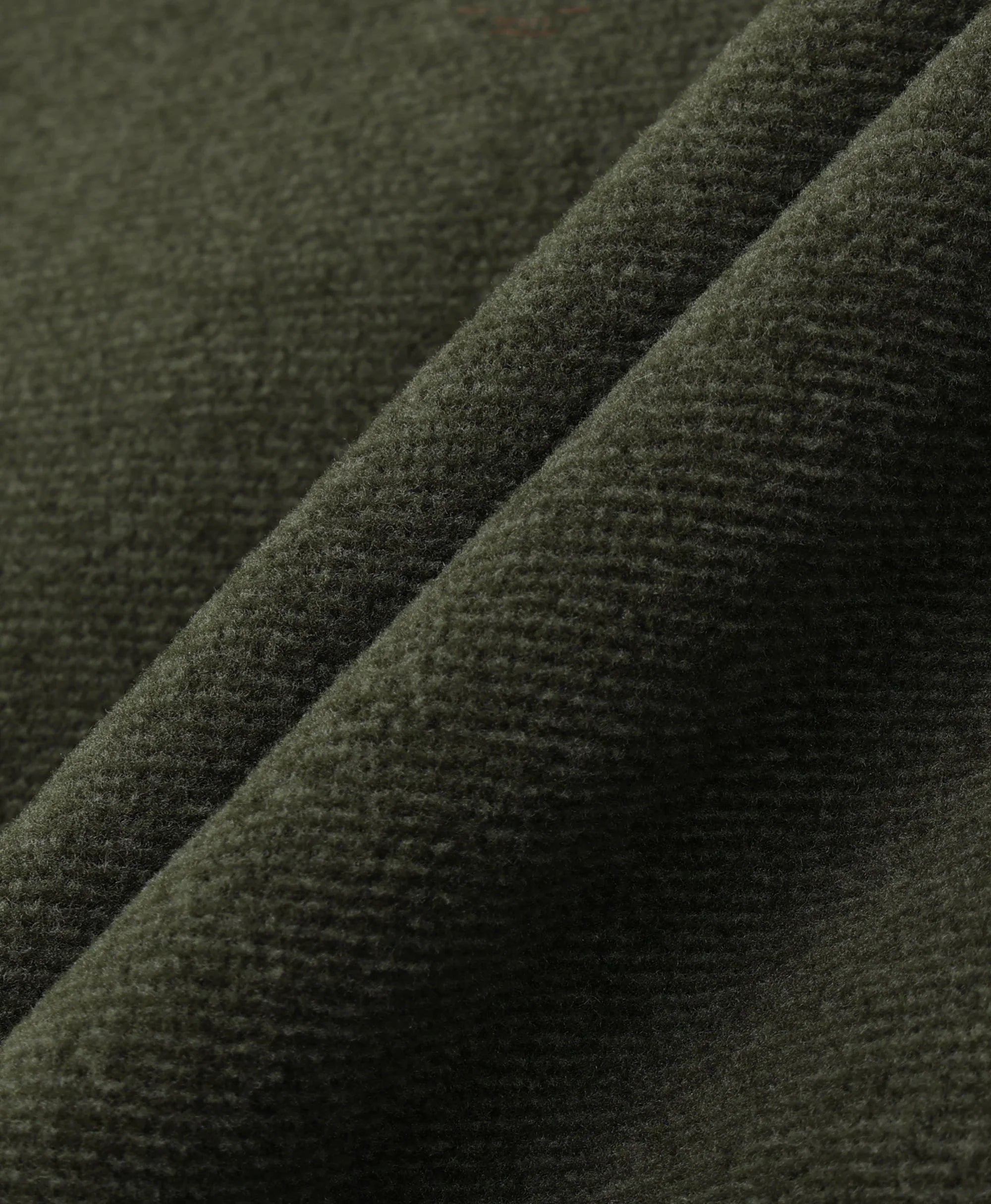 Lining with anti-static treatment