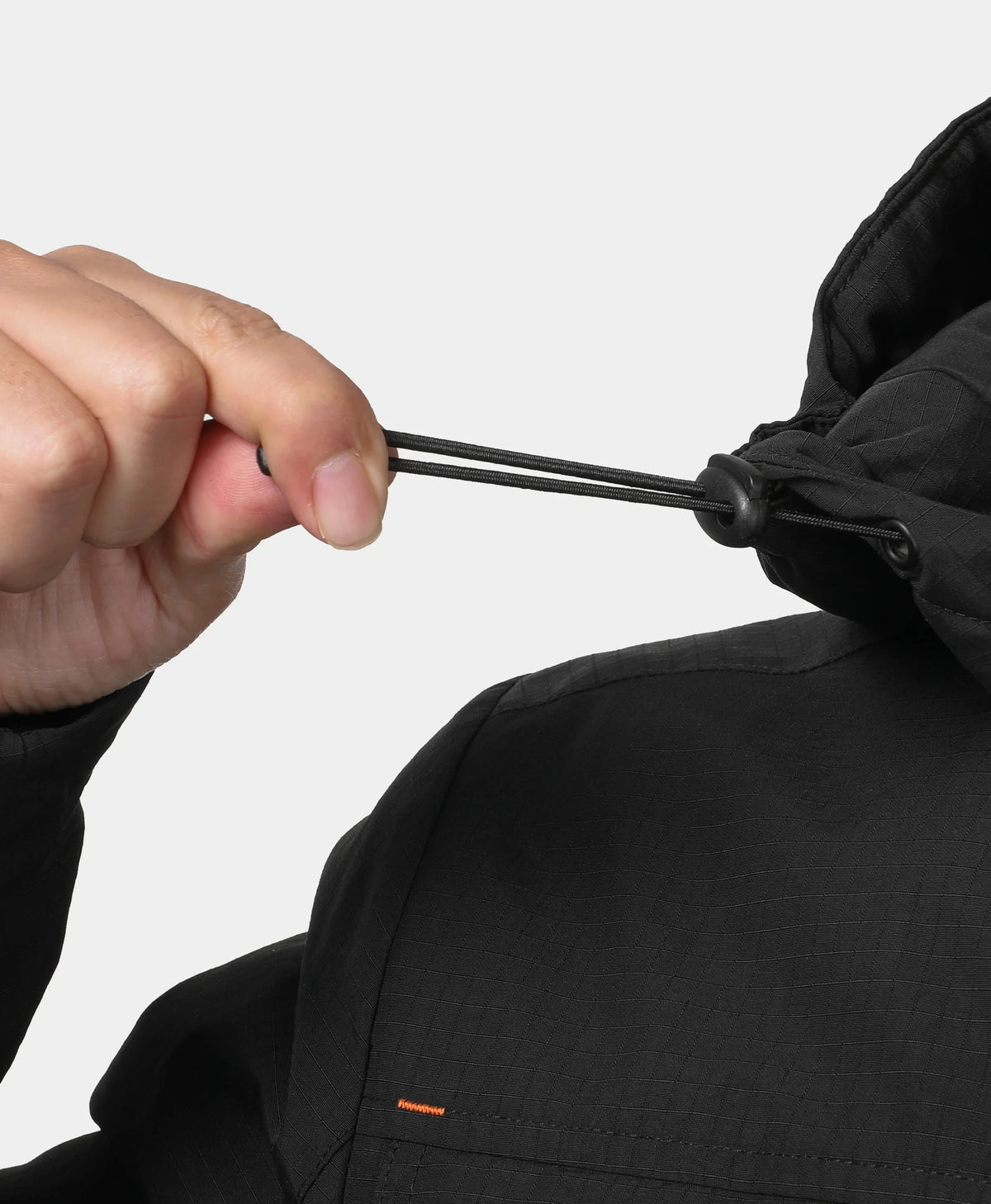 Adjustable hood drawcord detail on ororo men's heated jacket